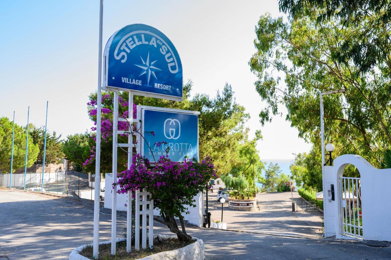 Villaggio Stella Del Sud & Resort 피시오타 외부 사진